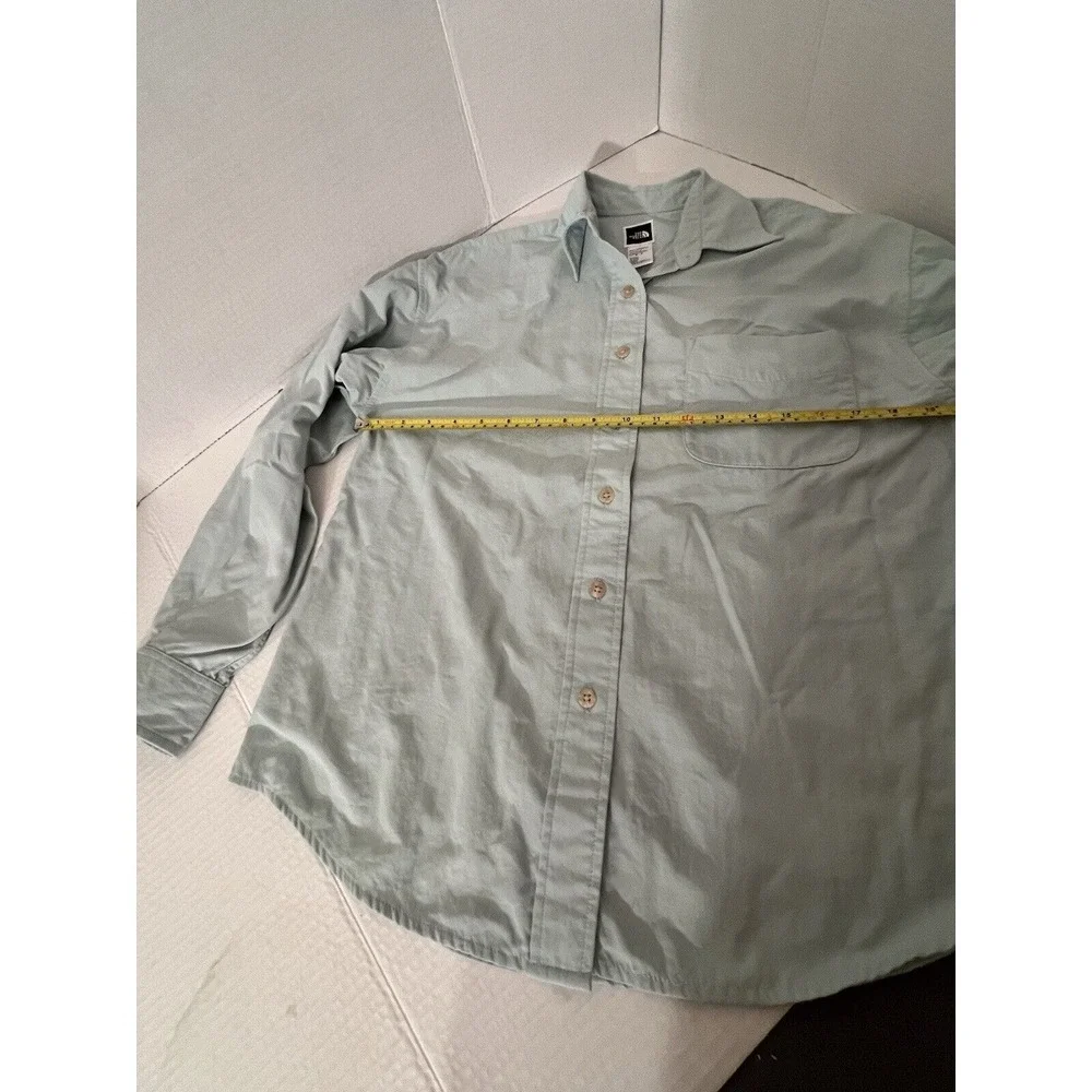 The North Face Men's Long Sleeve Button Up Shirt RN# 61661 CA#30516-Sz Small‎